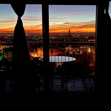 Suite-Xxi City View Hotelturm Aψβούργη Εξωτερικό φωτογραφία