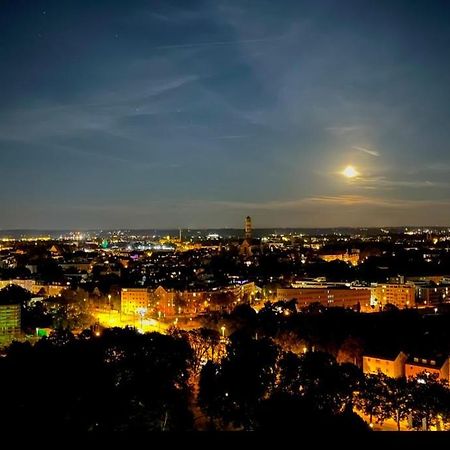 Suite-Xxi City View Hotelturm Aψβούργη Εξωτερικό φωτογραφία