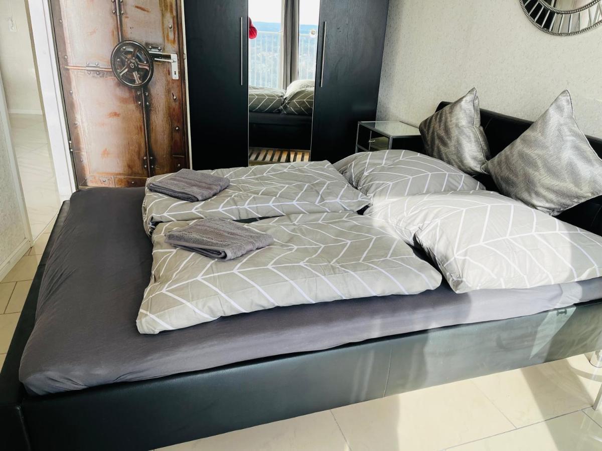 Suite-Xxi City View Hotelturm Aψβούργη Εξωτερικό φωτογραφία
